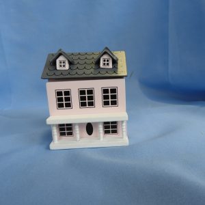 poppenhuisje voor het poppenhuis